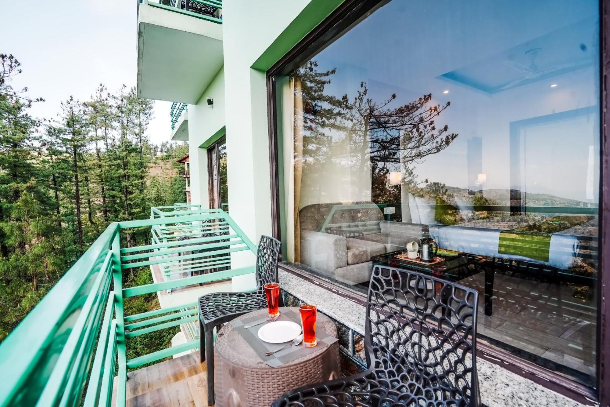 Nature Valley View Resort Mashobra !! Luxury Choice !! Gaming Zone !! Open Terrace !! Big Parking Shimla Exterior foto